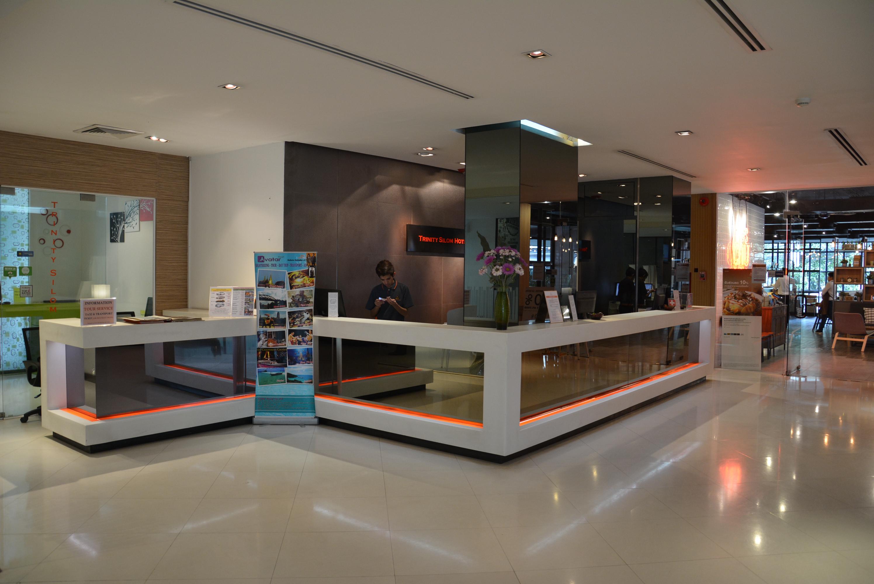Trinity Silom Hotel Banguecoque Exterior foto