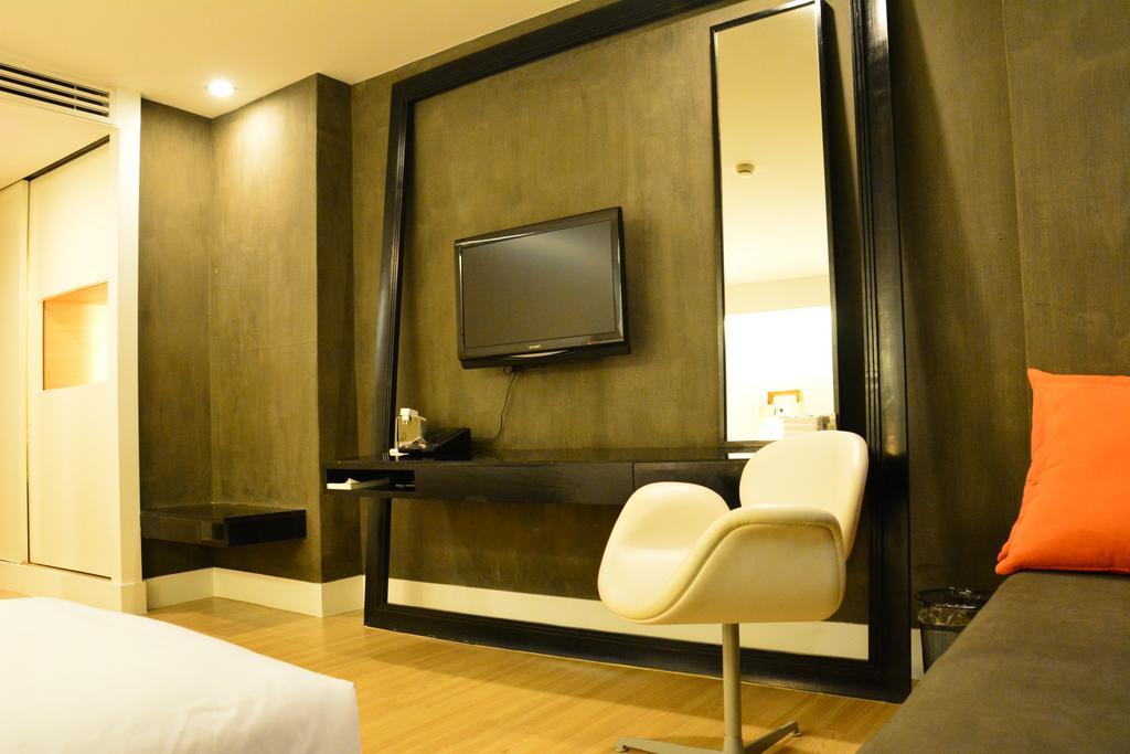 Trinity Silom Hotel Banguecoque Exterior foto