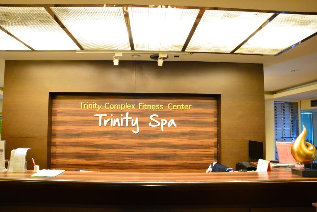 Trinity Silom Hotel Banguecoque Exterior foto